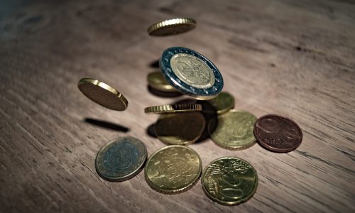 money-euro-coins-currency-332304 Cennik reklam w Internecie – przykład Google Ads (AdWords) - zdjęcie nr 8