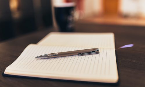 coffee-notebook-pen-writing-34587 Czy meta description może mieć wpływ na pozycję naszej strony? - zdjęcie nr 10